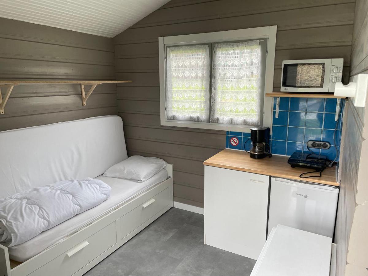 Camping Les Etoiles Saint-Sornin-Lavolps エクステリア 写真