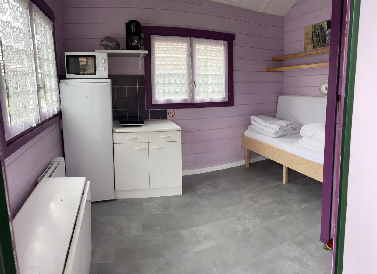 Camping Les Etoiles Saint-Sornin-Lavolps エクステリア 写真