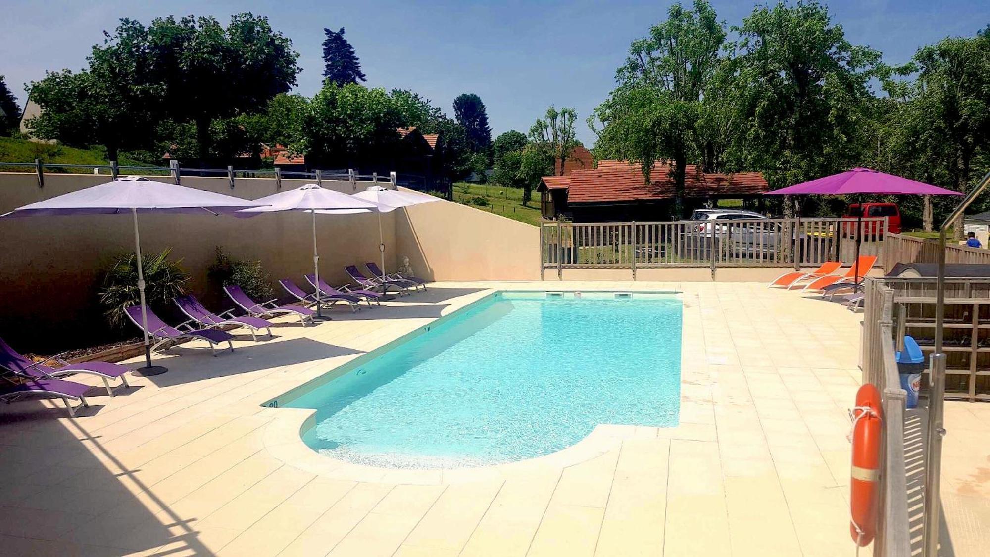 Camping Les Etoiles Saint-Sornin-Lavolps エクステリア 写真