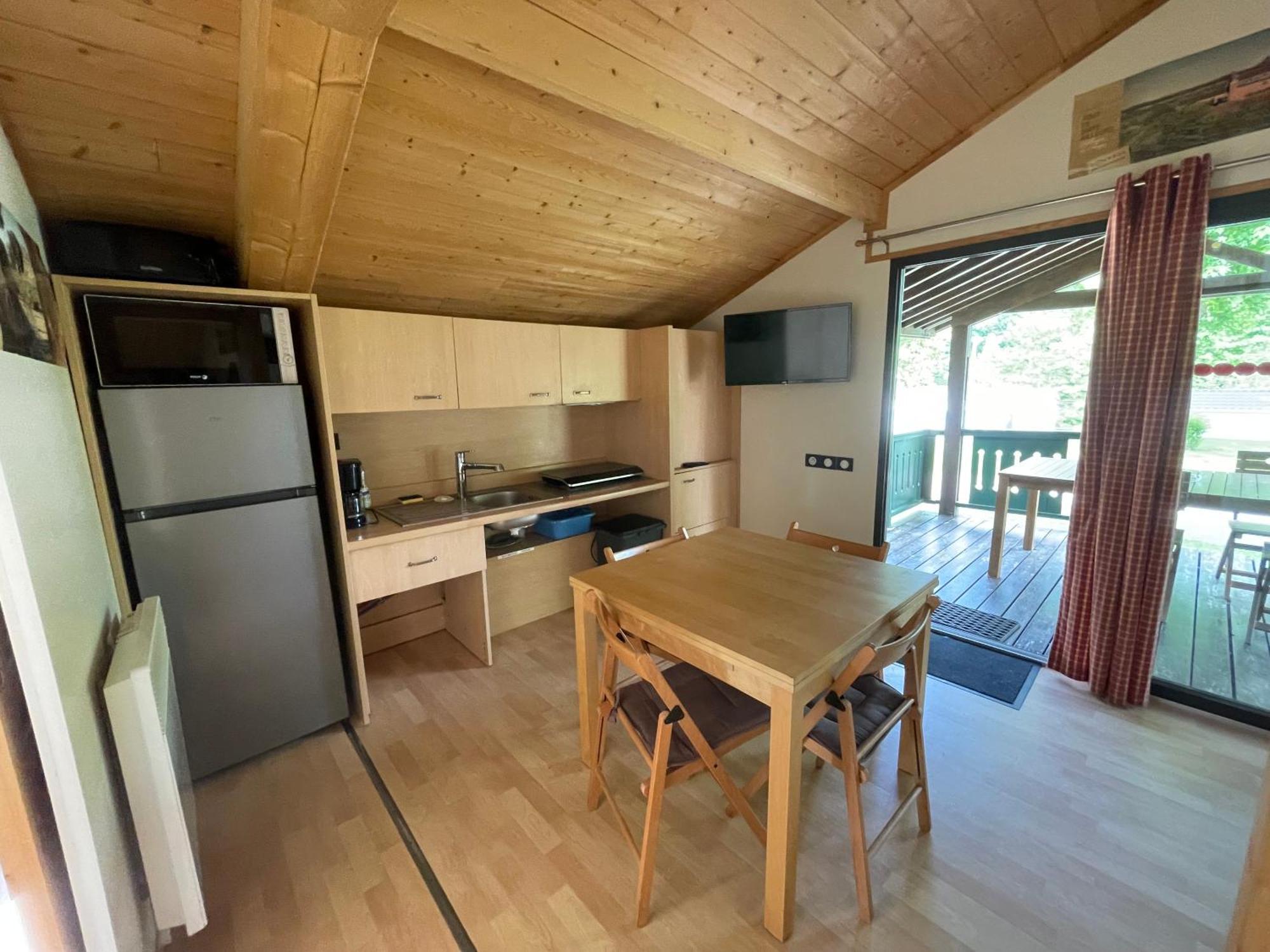 Camping Les Etoiles Saint-Sornin-Lavolps エクステリア 写真