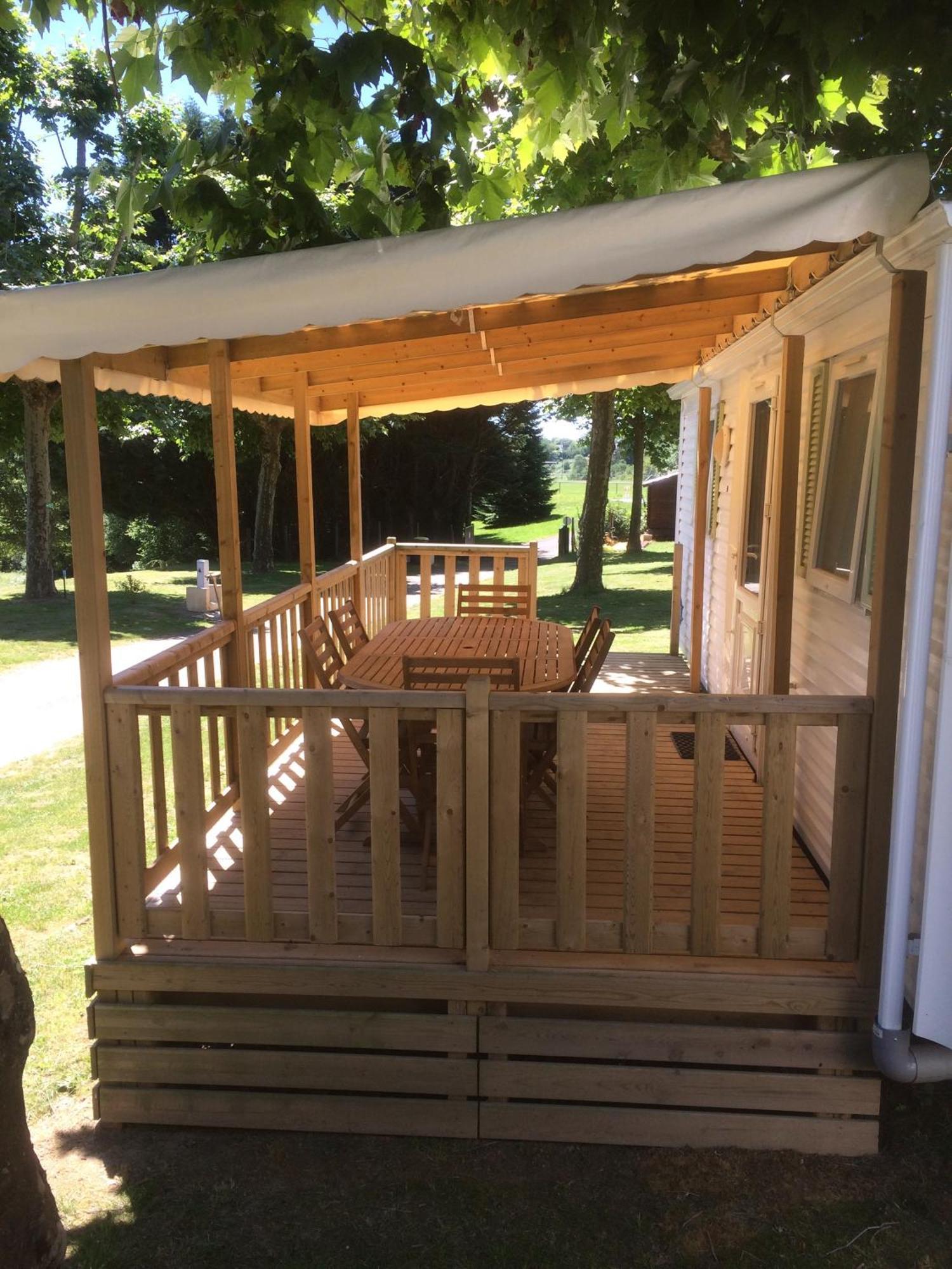 Camping Les Etoiles Saint-Sornin-Lavolps エクステリア 写真